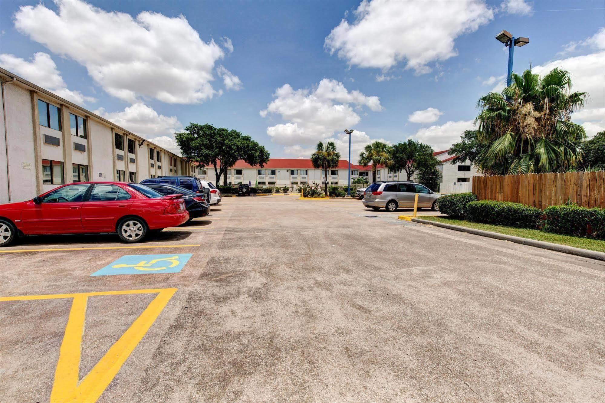 Executive Inn & Suites South Houston Exterior foto